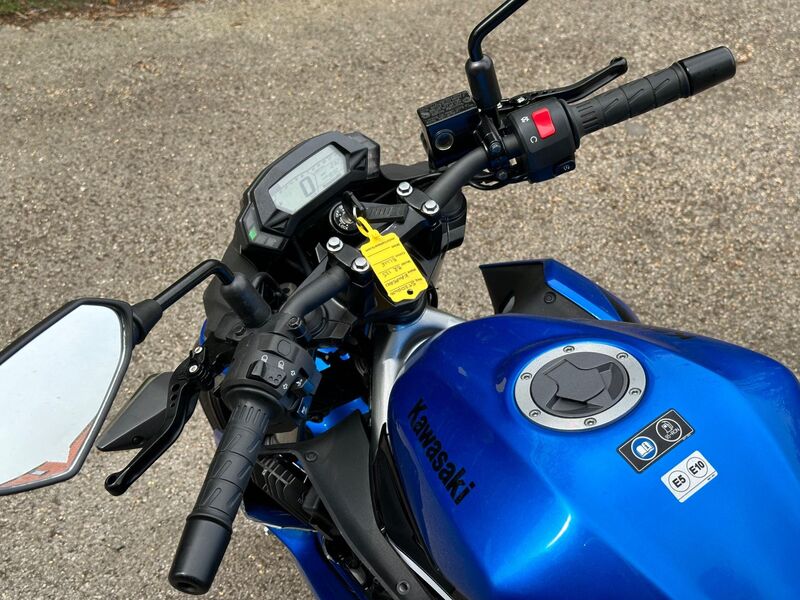 KAWASAKI Z125