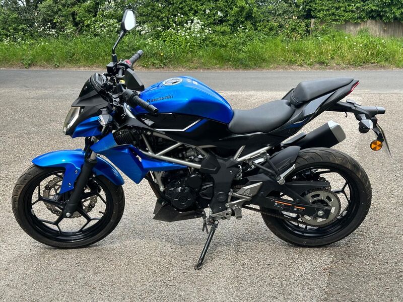 KAWASAKI Z125