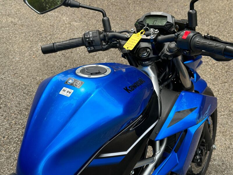 KAWASAKI Z125