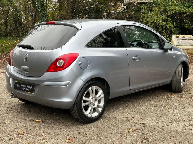 VAUXHALL CORSA