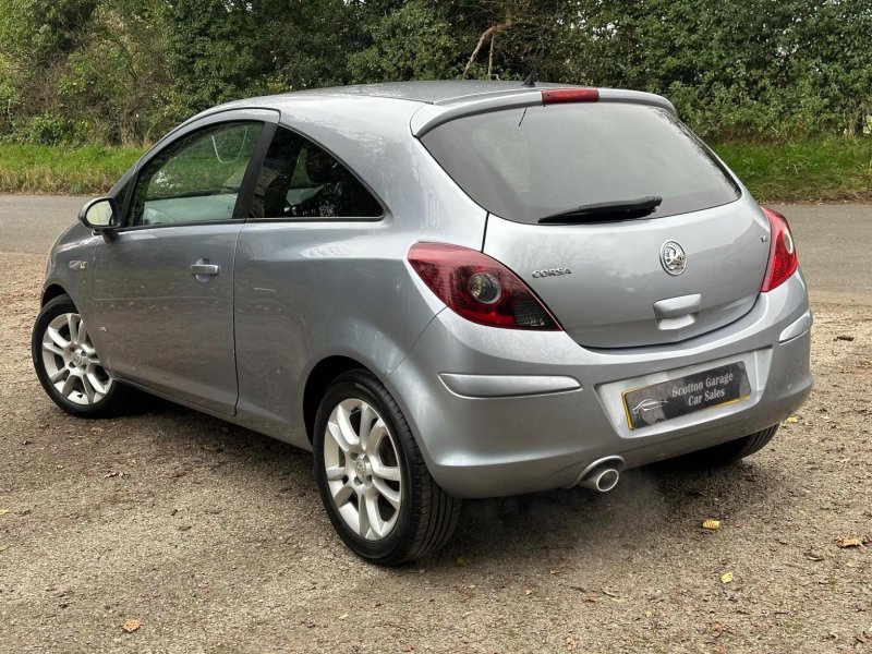 VAUXHALL CORSA