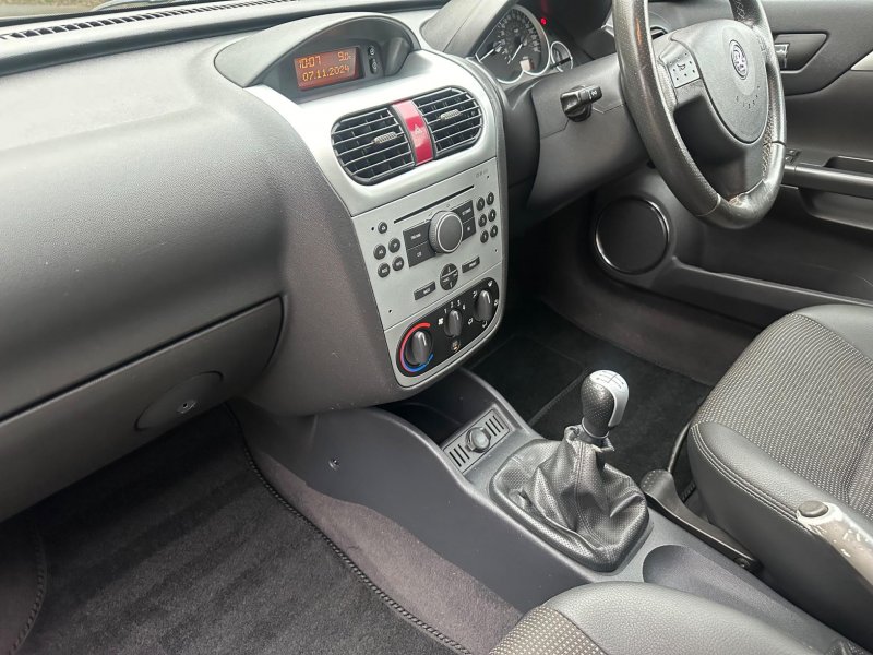 VAUXHALL TIGRA