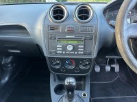 FORD FIESTA VAN