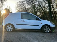 FORD FIESTA VAN