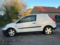 FORD FIESTA VAN