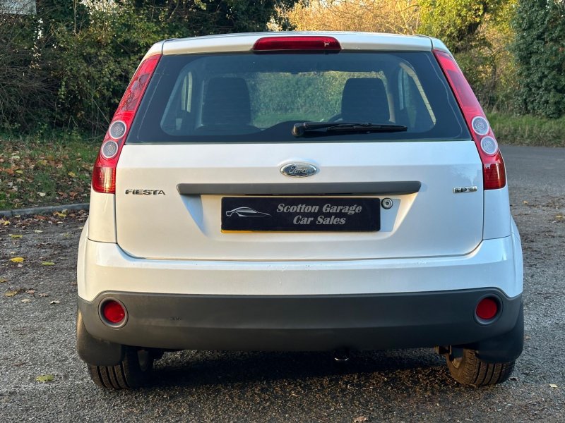 FORD FIESTA VAN