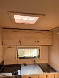AUTO-TRAIL 