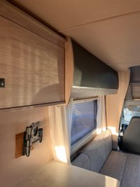AUTO-TRAIL 