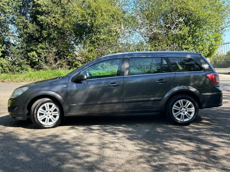 VAUXHALL ASTRA