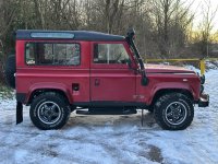 LAND ROVER DEFENDER 90