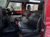 LAND ROVER DEFENDER 90