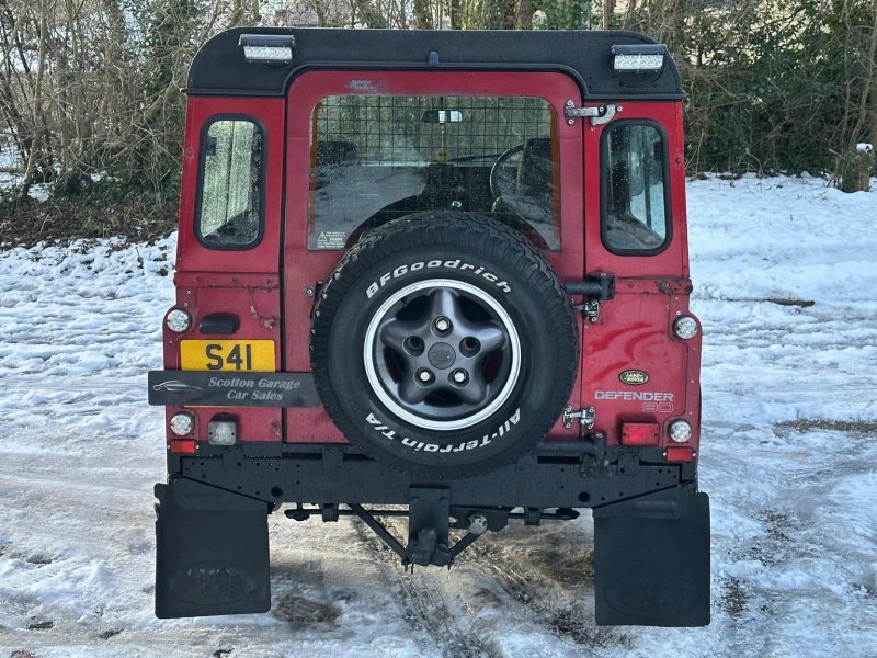 LAND ROVER DEFENDER 90