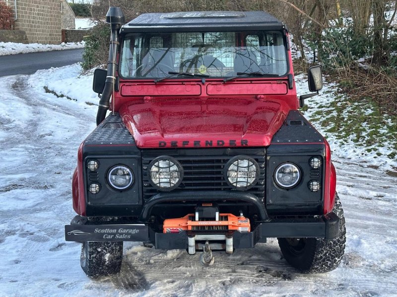 LAND ROVER DEFENDER 90