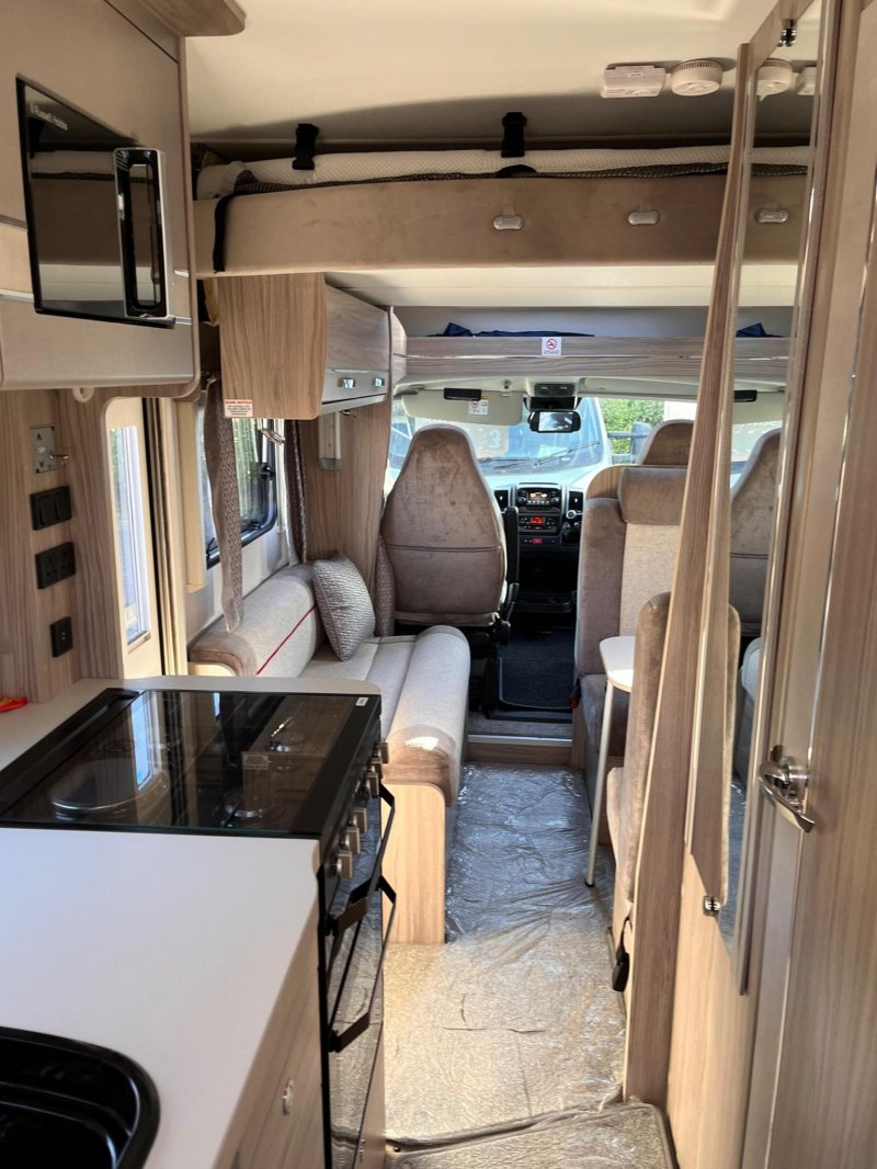ELDDIS MAJESTIC 196