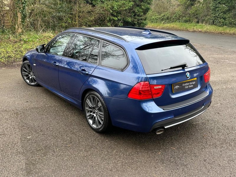 BMW 3 SERIES