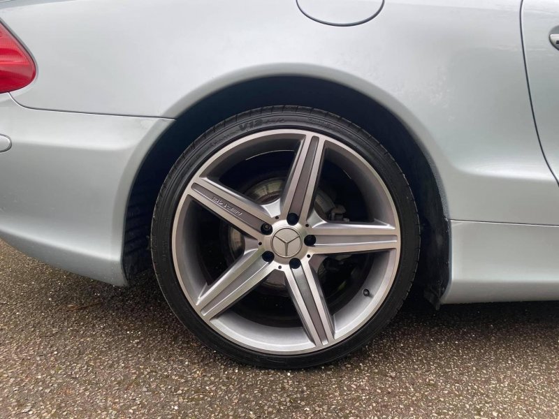 MERCEDES-BENZ SL