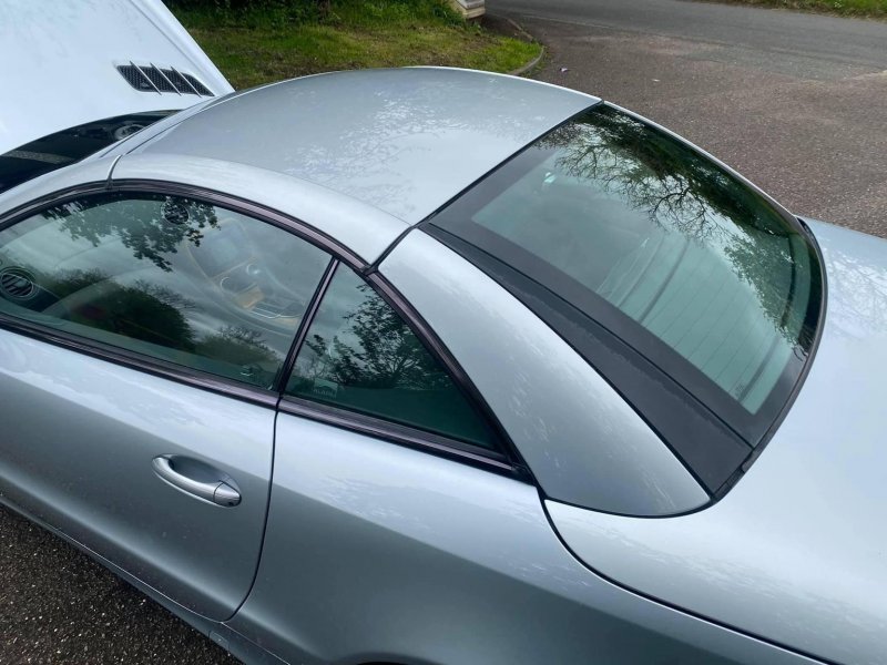 MERCEDES-BENZ SL
