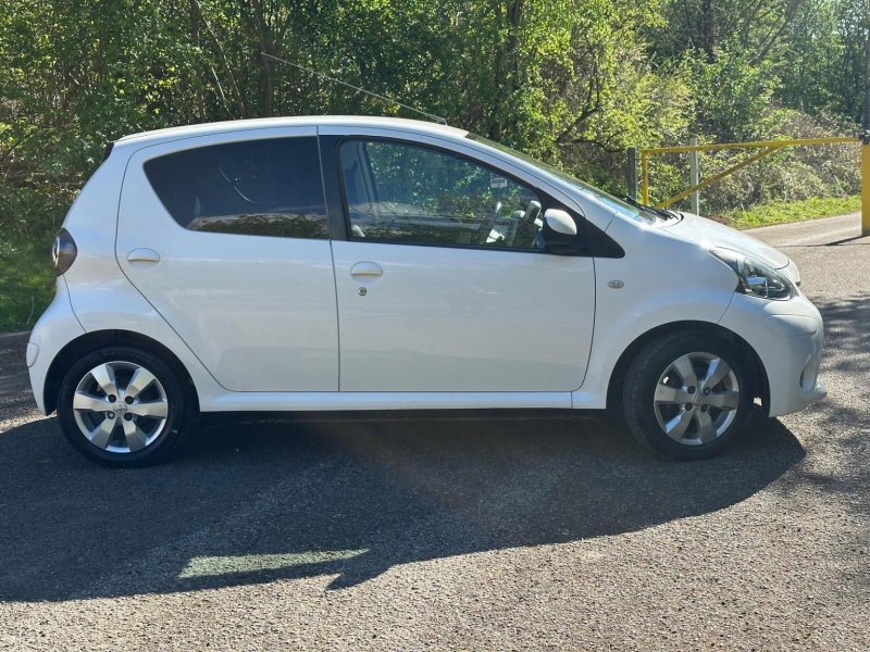 TOYOTA AYGO