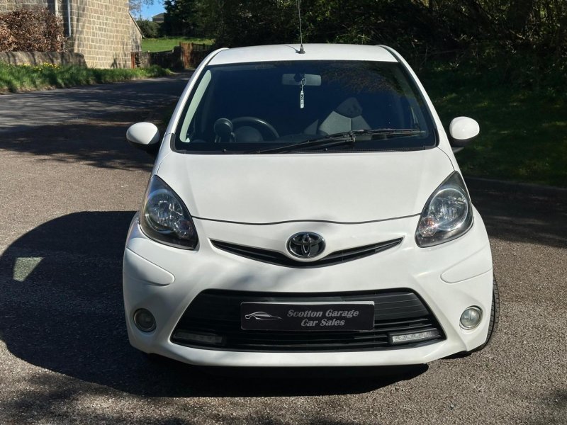 TOYOTA AYGO