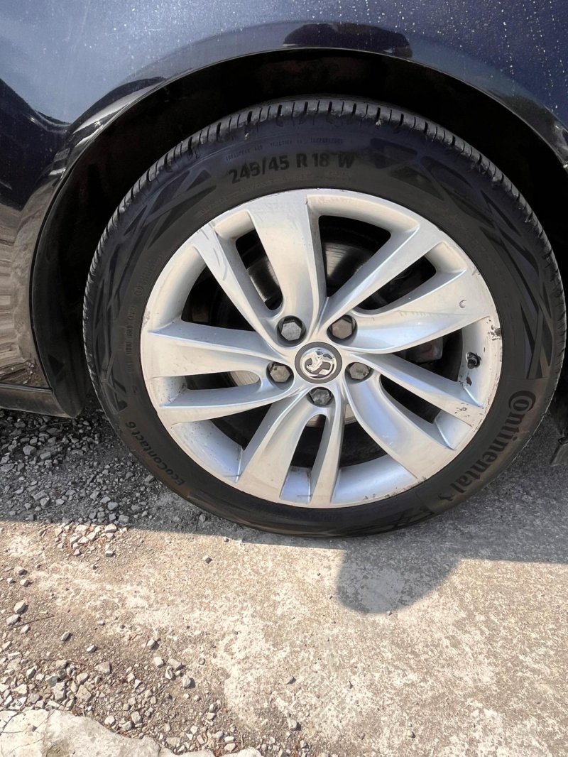 VAUXHALL INSIGNIA