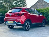 MG ZS